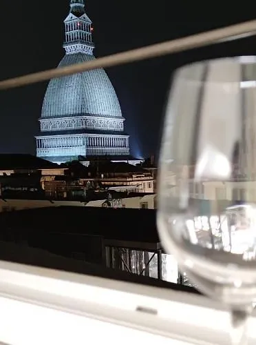 La Finestra Sulla Mole * Turim